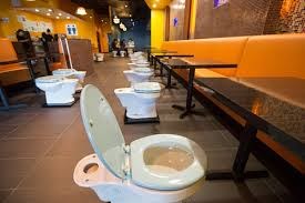 رستوران توالتی